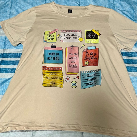 SHEIN Cream Short Sleeve Graphic Tee - Picture 1 of 4